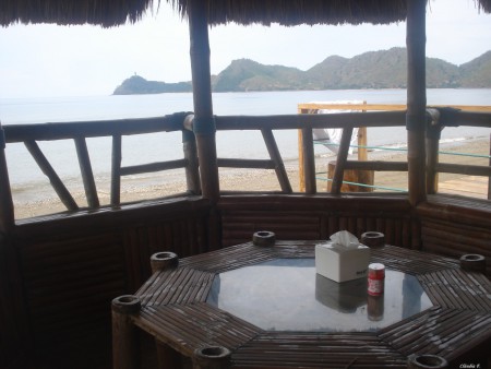 Esplanada junto à praia; @2012